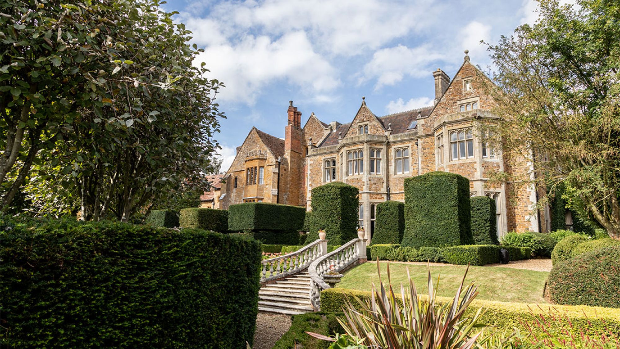 Fawsley Hall Hotel - Image 4