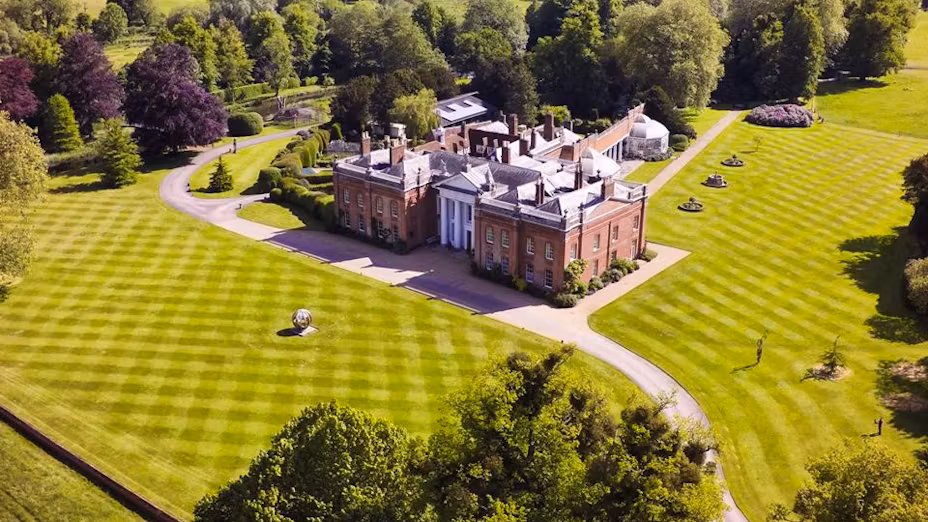 Avington Park - Image 1