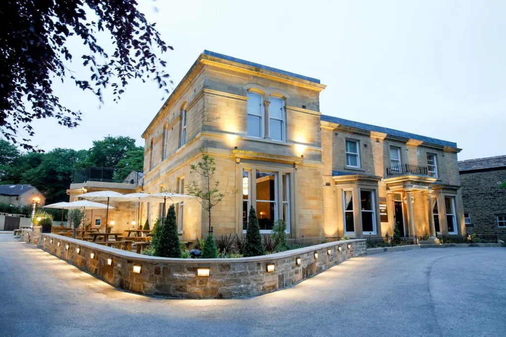 Manor House Lindley