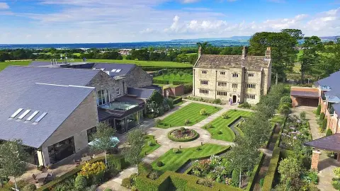 Stanley House Hotel