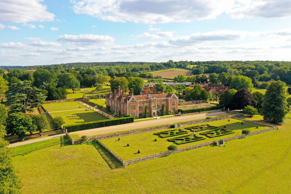 North Mymms Park - Image 1