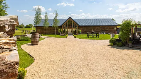 Old Oak Farm