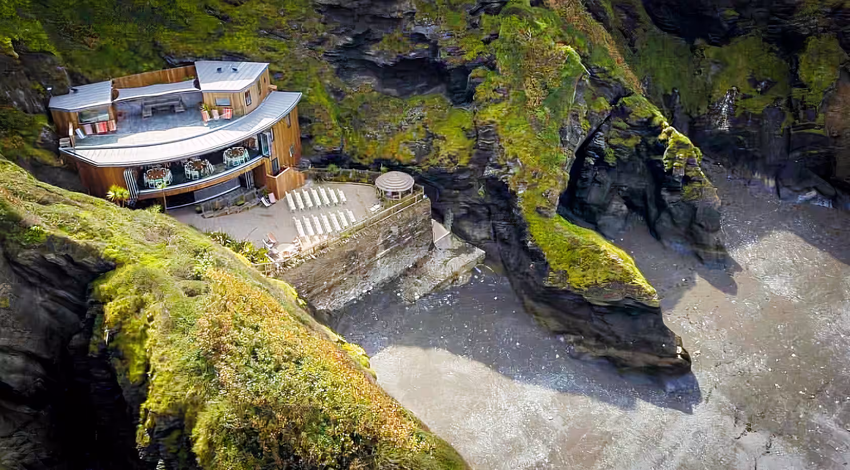 Tunnels Beaches - Image 4