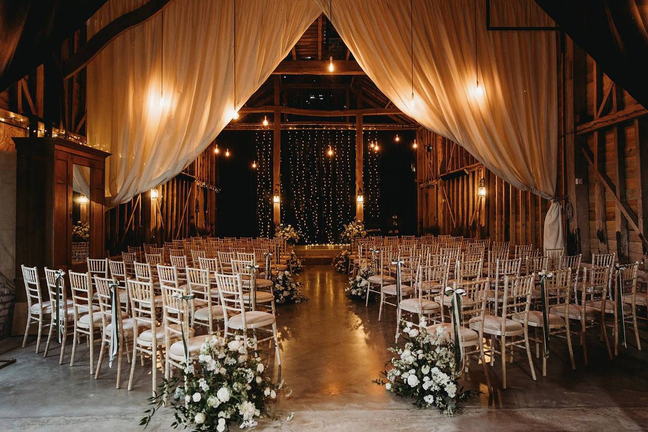 Childerley Long Barn - Image 1